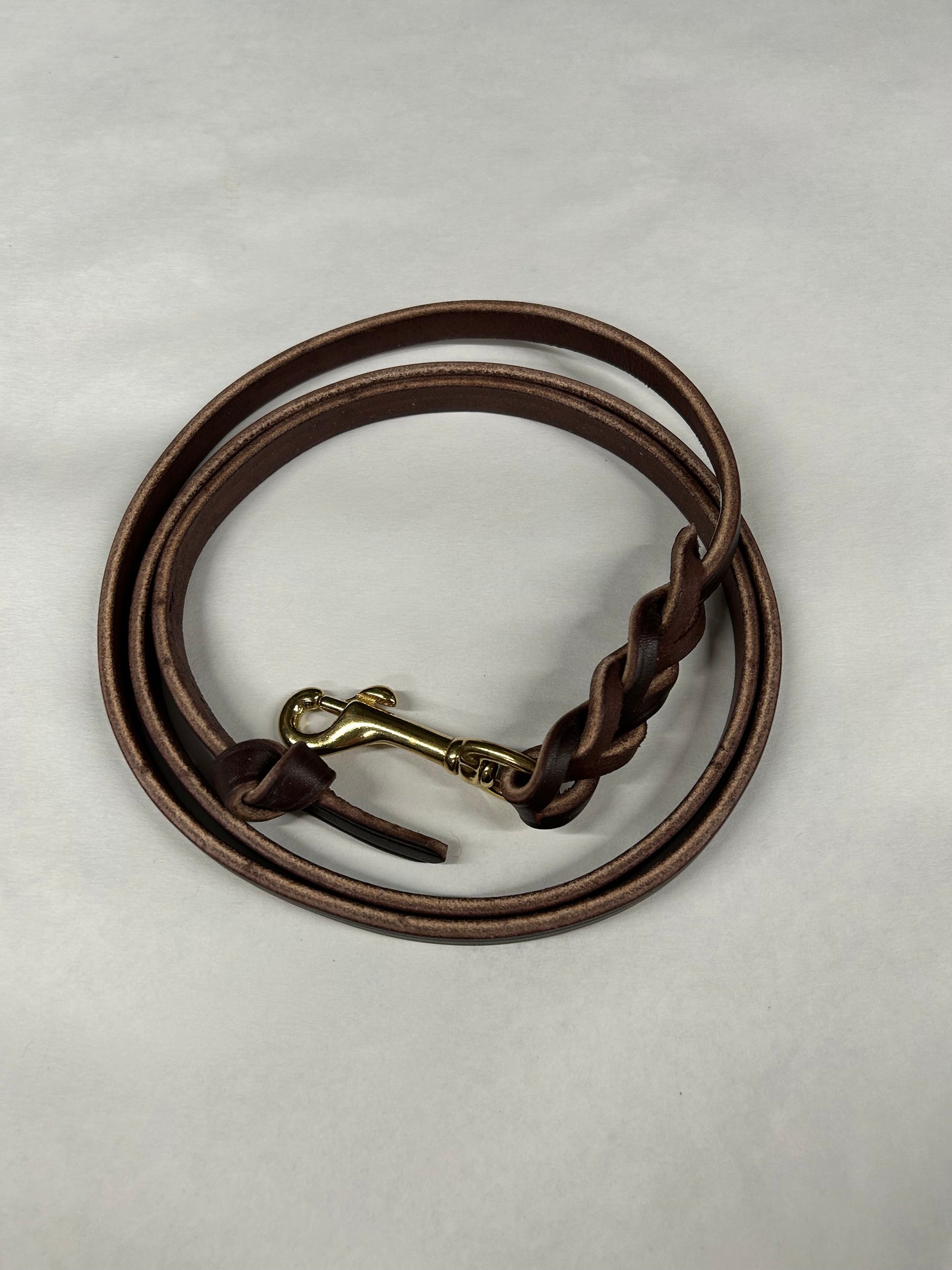 5ft x 1/2in braided leather leash with knot (brown)